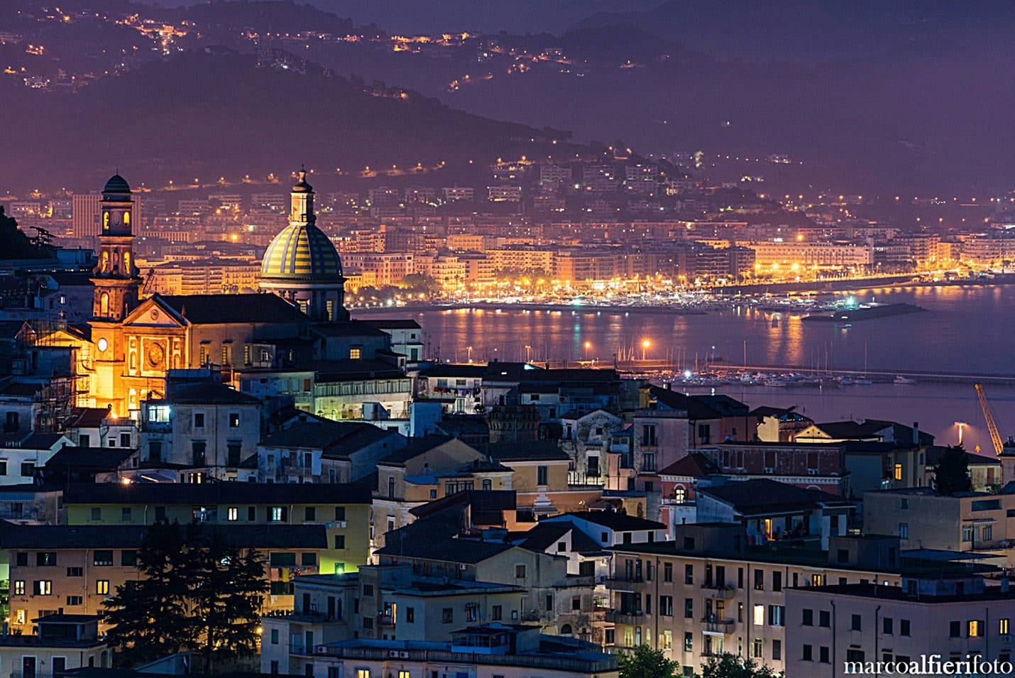 Салерно — старый порт и набережная